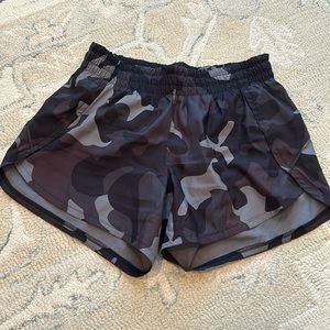 Athleta Racer Run Short XS
